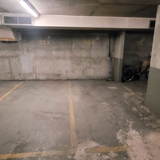  Annonces ALFORTVILLE : Garage / Parking | PARIS (75016) | 17 m2 | 60 000 € 