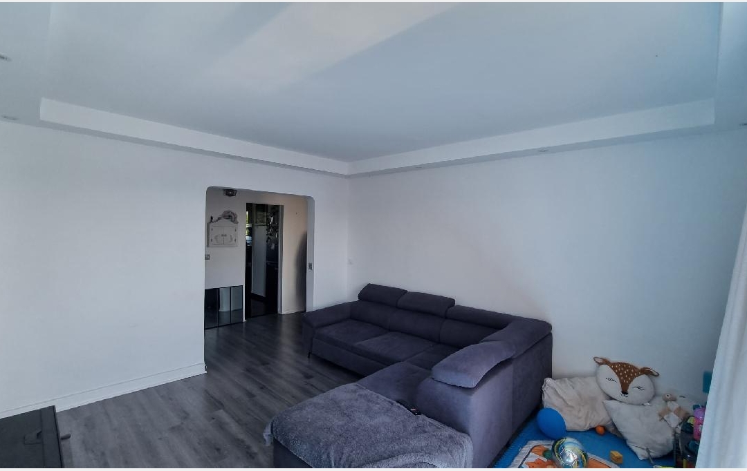 Annonces ALFORTVILLE : Appartement | L'HAY-LES-ROSES (94240) | 48 m2 | 209 000 € 