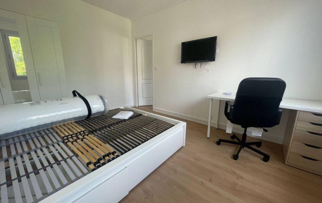 Annonces ALFORTVILLE : Appartement | LA COURNEUVE (93120) | 12 m2 | 620 € 