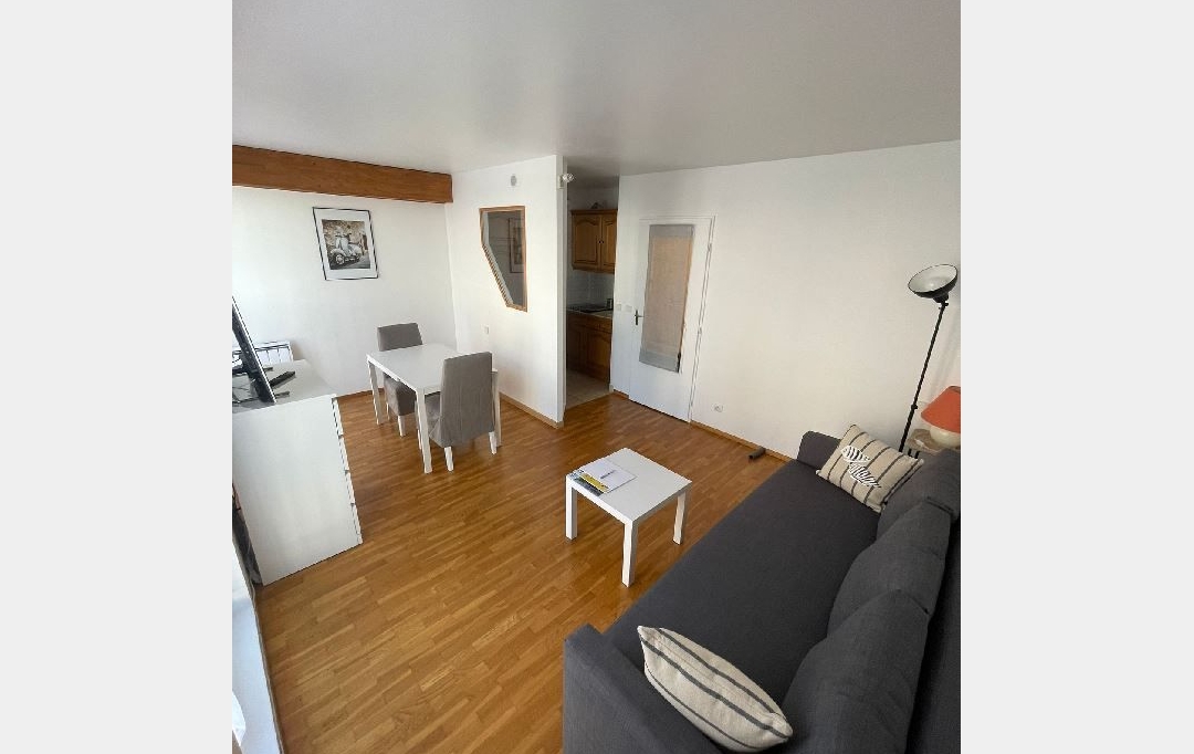 Annonces ALFORTVILLE : Apartment | CHARENTON-LE-PONT (94220) | 27 m2 | 1 050 € 