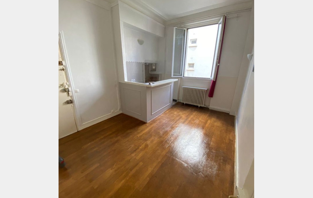 Annonces ALFORTVILLE : Appartement | CHARENTON-LE-PONT (94220) | 30 m2 | 1 150 € 