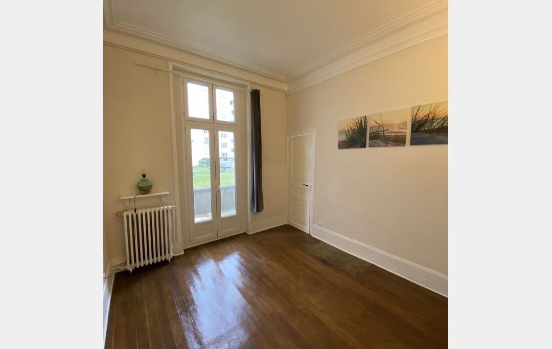 Annonces ALFORTVILLE : Appartement | CHARENTON-LE-PONT (94220) | 30 m2 | 1 150 € 